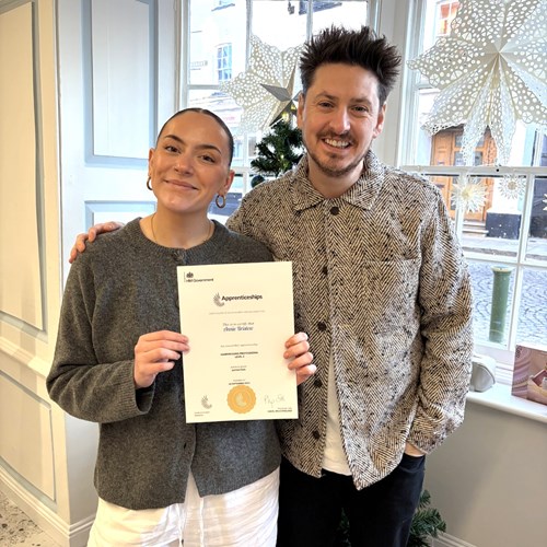 Tonics Hair Salon Annie Bristow Kleek