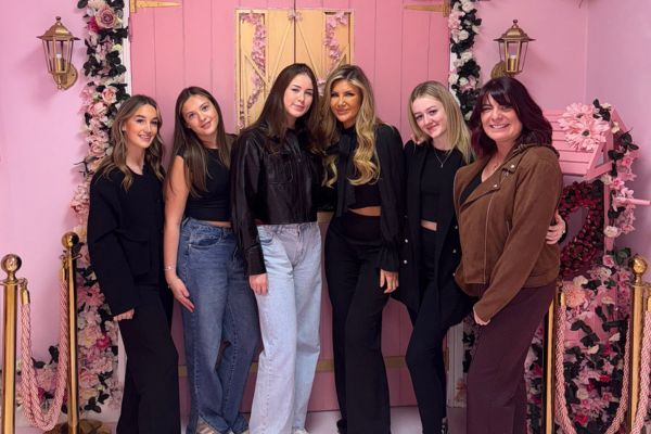 Kleek Apprentices go behind the scenes at Little Lady Locks