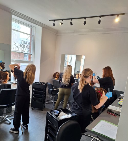 Apprentices At Work In Kleek Academy Colchester (1)