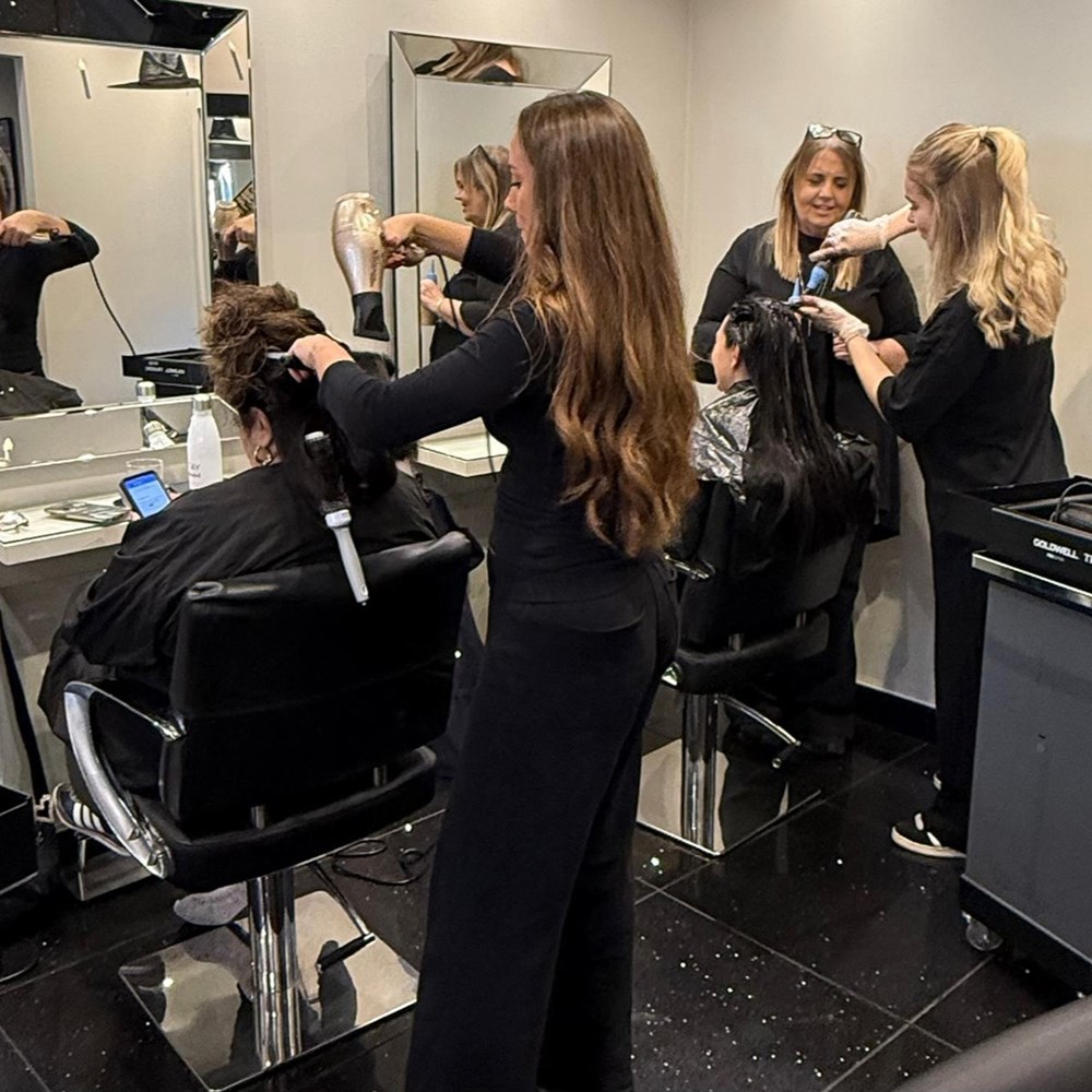 Kleek Apprenticeships, Winchmores Training Apprentices